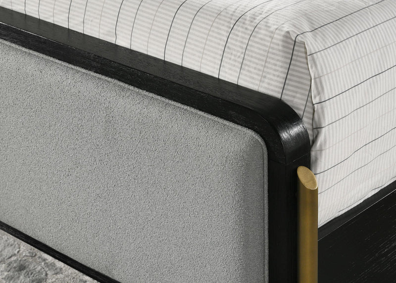 Arini Panel Bed