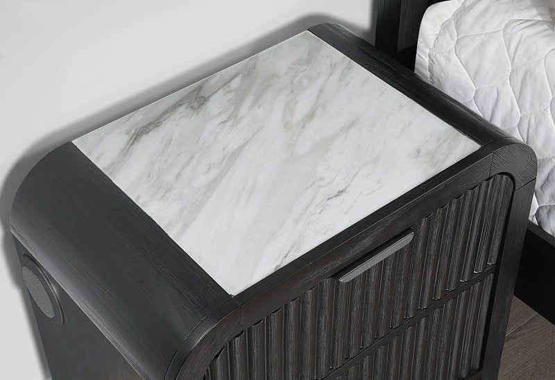 BECKETT WHT/BLK KING BED GROUP